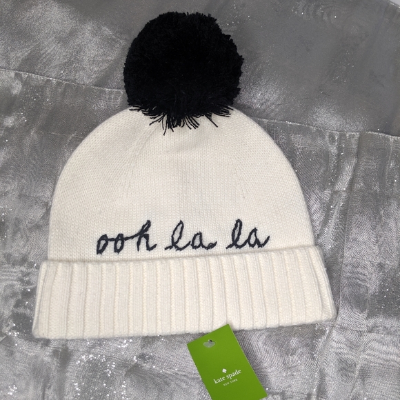 la beanie hat